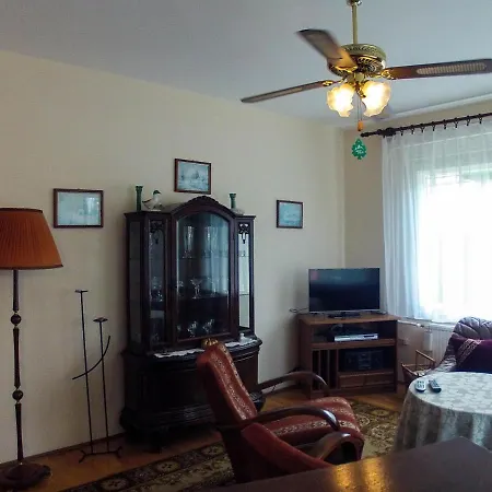 Apartment 171 - Balatonlellen Tagas, Vizkozeli, Kutyabarat Onallo Nyaralo