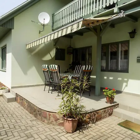 Apartment 171 - Balatonlellen Tagas, Vizkozeli, Kutyabarat Onallo Nyaralo